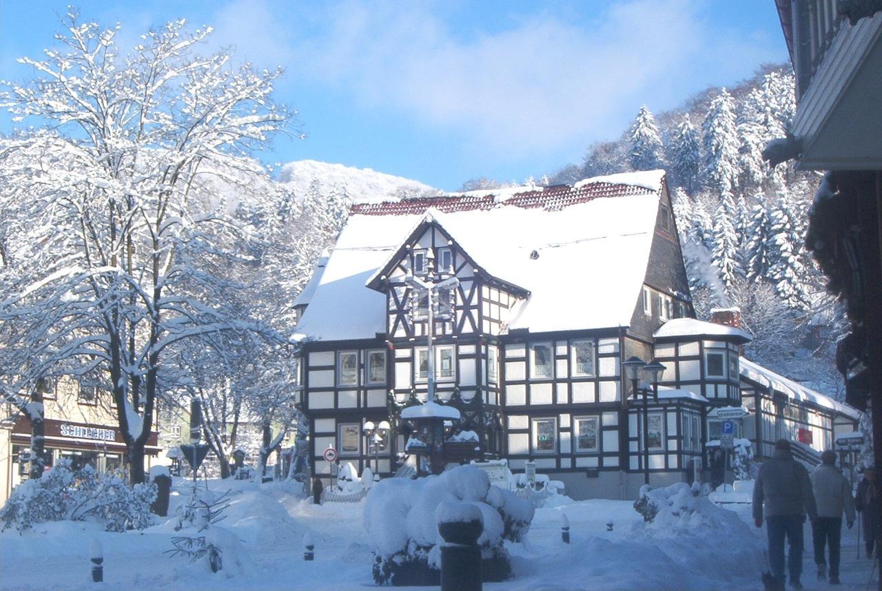 Hotel Pension Am Kurmittelhaus Bad Grund Esterno foto