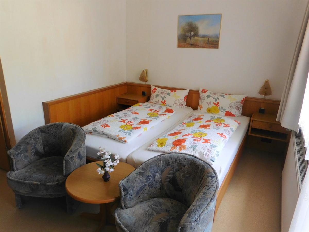 Hotel Pension Am Kurmittelhaus Bad Grund Esterno foto