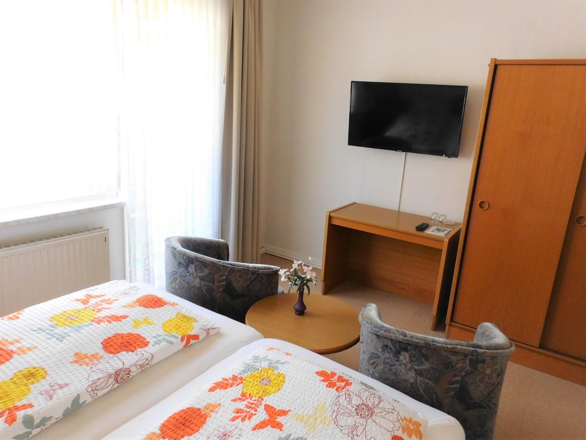 Hotel Pension Am Kurmittelhaus Bad Grund Esterno foto